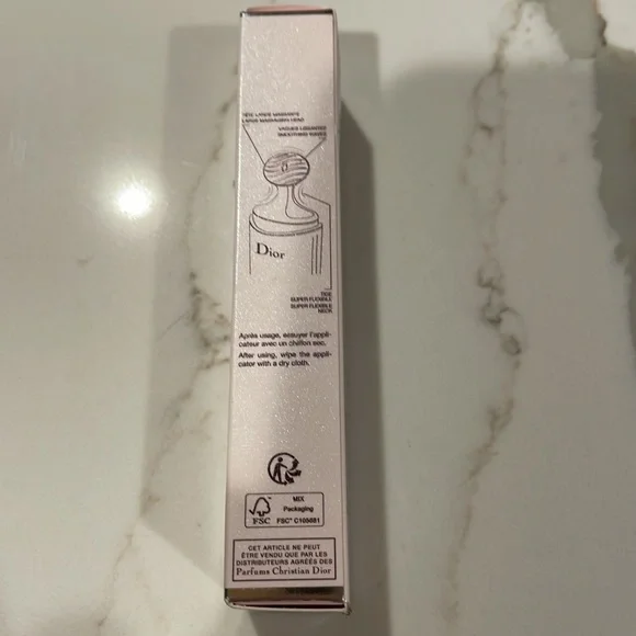 Dior - Picture 3 of 4